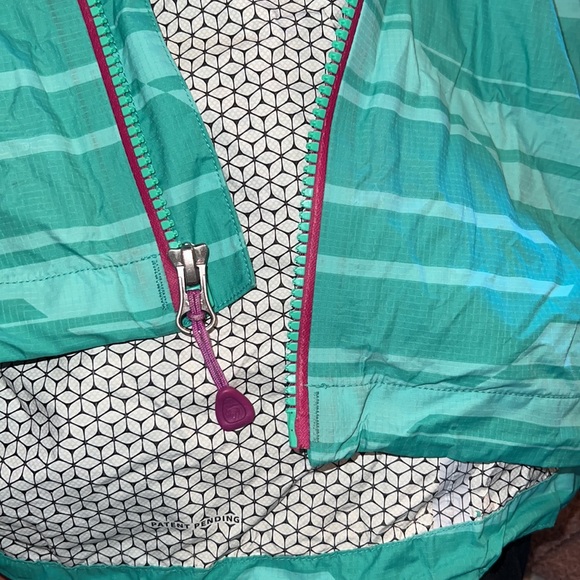 Mountain hardwear rain jacket shell green full zip READ water resistant small - Picture 15 of 15
